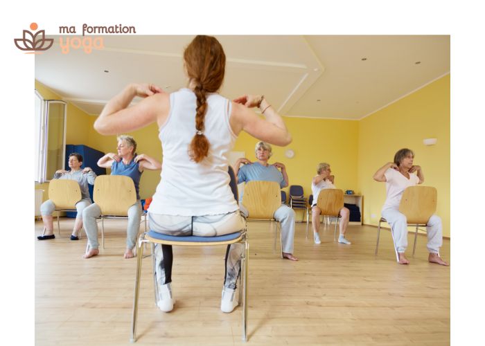 cours collectif yoga sur chaise